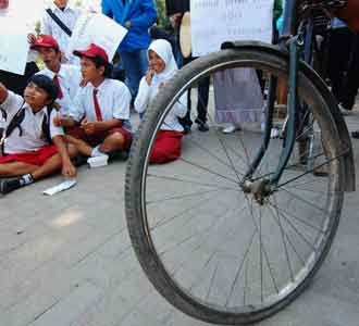 Parodi Jalanan UMM