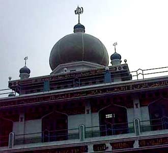 Wiliardi Wizar Jadi Nama Masjid