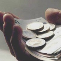 Peristiwa di Balik Tirai Krisis Ekonomi