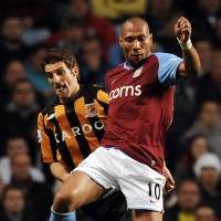 Carew Hentikan Puasa Villa