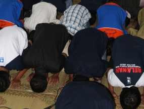 Dukung Rencana SB Mundur, BM PAN DIY Sujud Syukur