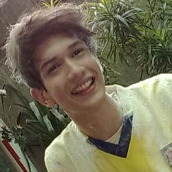 Ultah, Dimas Beck Ketakutan Diserbu Terong