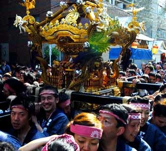 Masyarakat Tokyo Gelar Kanda Matsuri