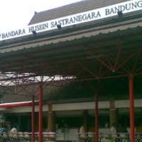 Wisman Malaysia dan Singapura Keluhkan Bandara Bandung