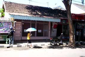 Mencari Jejak Boediono di Kepanjen Lor