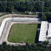 Gotong Royong Bangun Stadion