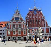 Seni dan Kerajinan Tangan Sleman Menembus Republik Latvia