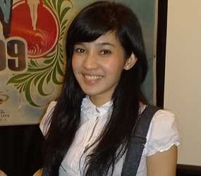 Dhini Aminarti Ingin Dinikahi Dimas Seto Sebelum 30 Tahun