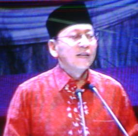 Pidato Boediono Cespleng dengan Tutur Bahasa yang Menyihir 