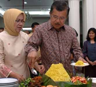 JK Ultah ke-67