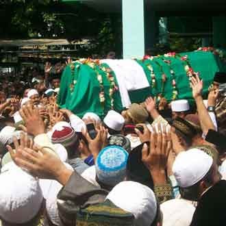 Pemakaman Ulama Kharismatik  Probolinggo