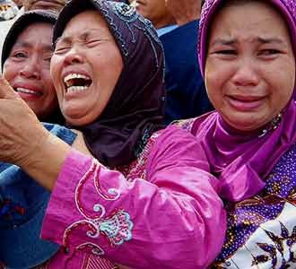 Hujan Tangis Sambut Jenazah