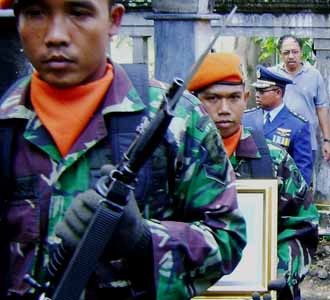 Pemakaman Letkol Buqi Dewandono