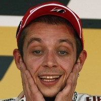Rossi Kembali Redam Isu ke Ferrari