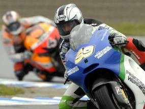 Gibernau Tak Mau Terburu