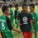 Orang Tua Serbu Lapangan Hasanuddin