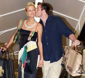 Paris Hilton Mantap Dinikahi Kekasih