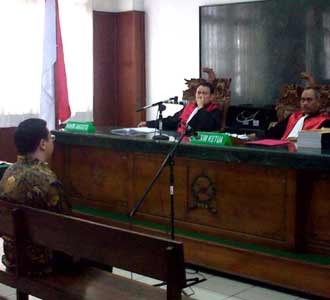 Sidang Kedua Robert Tantular