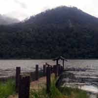 Di Danau Taman Hidup, Siswa Digoda Penunggu