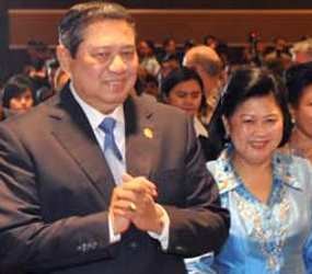 SBY: Saya Ahli Soto dan Rujak Cingur