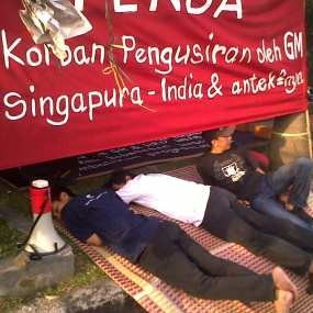 Upah Tak Dibayar, FSPM Kemping di Depan Hotel 