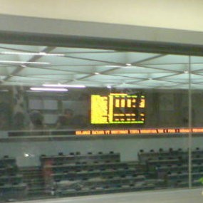 Karyawan Mogok, Saham Prima Alloy Steel Disuspensi