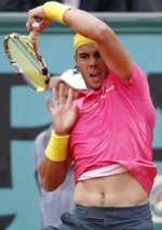 Nadal Melaju Sambil Bikin Rekor