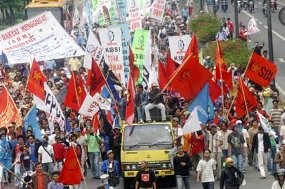 4 Unjuk Rasa di Sepanjang Kuningan Hingga Bundaran HI