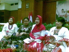 Uga Wiranto: Berjilbab Panggilan Hati Nurani