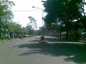 Trotoar Sepanjang Dago-Diponegoro Kinclong