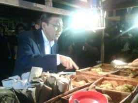 Dampingi SBY, Boediono Anggap Bayar Hutang