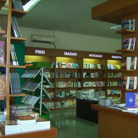 Wisata Buku Baru di Kota Bandung