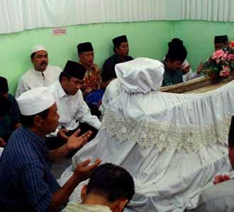 Kader PKB Jateng Ziarah