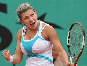 Disulitkan Payudara, Petenis Mau Operasi