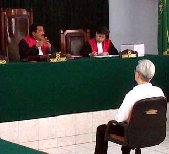Sidang Perdana Herman Ramli