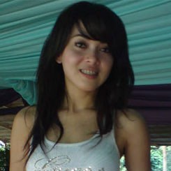 Nggak Bisa Akting, Syahrini Pilih Tampil di Film Komedi