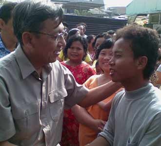 Boediono Sambangi Pasar Jelambar