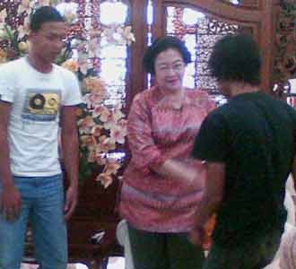 Megawati Terima Korban Lapindo