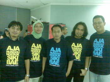 Outing Aja Nunggu Ngesuk Siki Bae di Anyer