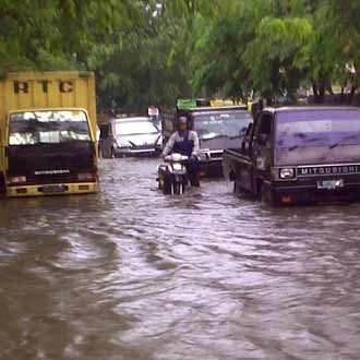 Banjir Kepung Surabaya