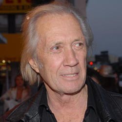 Keluarga Klaim David Carradine Dibunuh Perkumpulan Kung Fu Rahasia
