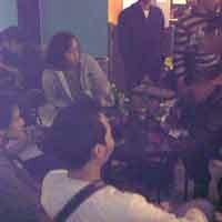 Habiskan Malam di Matchbox Beratap Bintang