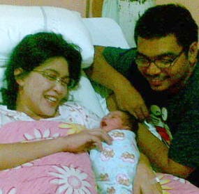 Rieke Dyah Pitaloka Pantang Menyerah Demi ASI