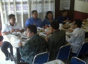 SBY Santap Siang Rawon Rampal