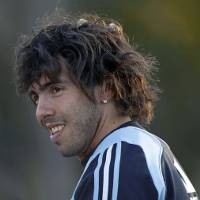 Robinho Rayu Tevez ke City