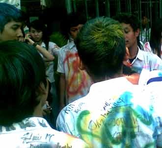 Pesta Kecil Usai Kelulusan