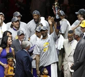 Lakers Sang Juara