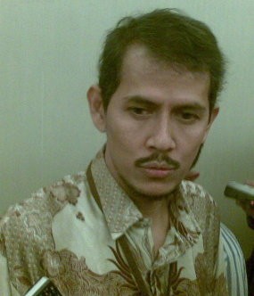 Defisit APBN 2009 Bisa Naik 0,1%