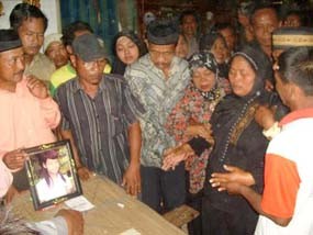 Jenazah Nurul Disambut Tangis Haru