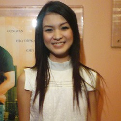 Ingin Seksi, Donita Tambal Dada